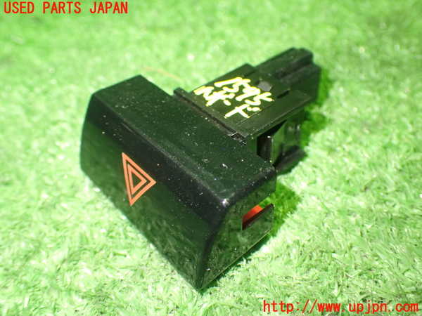 1UPJ-15956290]セレナ e-POWER AUTECH(HFC27)ハザードスイッチ 中古_m0002.jpg