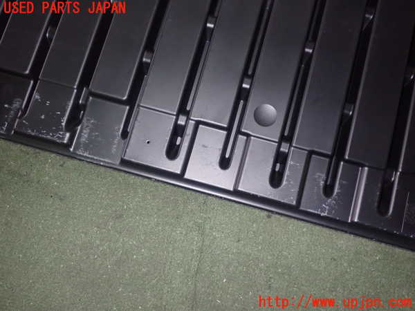 5UPJ-15957771]セレナ e-POWER AUTECH(HFC27)ラゲッジトレイ1 中古_m0003.jpg