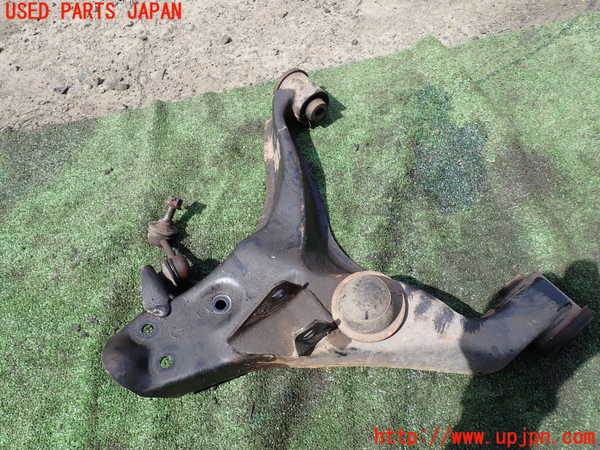 5UPJ-15965186]パジェロ(V75W)左フロントロアアーム1 中古_m0002.jpg