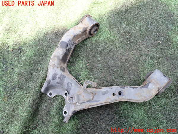 5UPJ-15965136]パジェロ(V75W)左フロントアッパーアーム1 中古_m0002.jpg