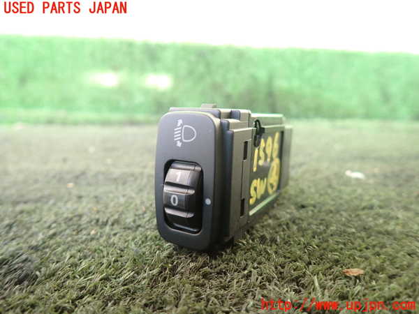 5UPJ-15966309]パジェロ(V75W)スイッチ4 (ヘッドランプレベリング) 中古_m0001.jpg