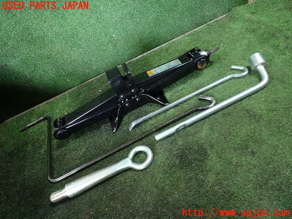 5UPJ-15987805]CX-5(KF2P)車載工具 中古_m0001.jpg