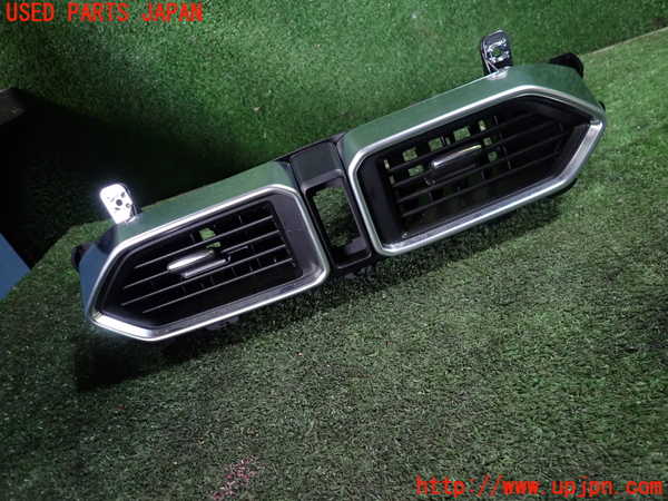 5UPJ-15987528]CX-5(KF2P)エアコン吹き出し口3 (真中) 中古_m0001.jpg