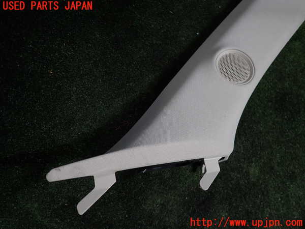 5UPJ-15987655]CX-5(KF2P)右フロントピラートリム 中古_m0003.jpg