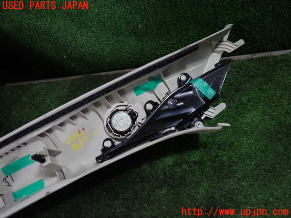 5UPJ-15987655]CX-5(KF2P)右フロントピラートリム 中古_m0005.jpg
