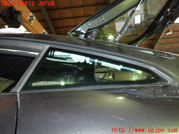 5UPJ-16041382]アウディ・TT クーペ(FVCJS)左クォーターガラス SALGGLAS M3 中古_m0001.jpg