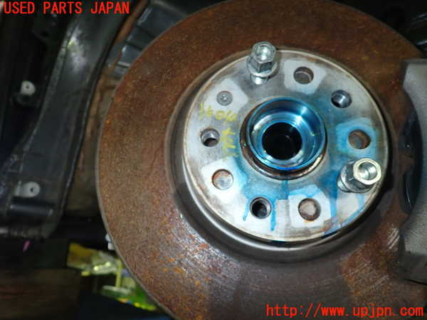 5UPJ-16044290]アウディ・TT クーペ(FVCJS)右フロントナックルハブ 中古_m0001.jpg