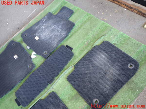 5UPJ-16057800]レクサス・GS350(GRL10)フロアマット 中古_m0002.jpg