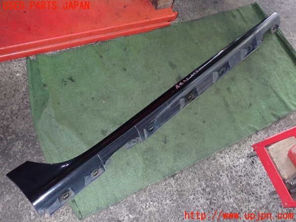 2UPJ-16061390]アウディ・A7 スポーツバック(4GCGWC)右サイドステップ 中古_m0001.jpg