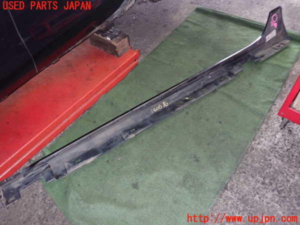 2UPJ-16061390]アウディ・A7 スポーツバック(4GCGWC)右サイドステップ 中古_m0004.jpg