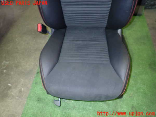 5UPJ-16097065]ベンツ A180(176042 W176)助手席シート 中古_m0002.jpg