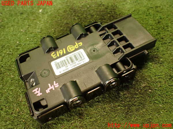 5UPJ-16136154]クラウン アスリート ハイブリッド(AWS210)コンピューター9 (フューエルポンプコントロール) 中古_m0002.jpg