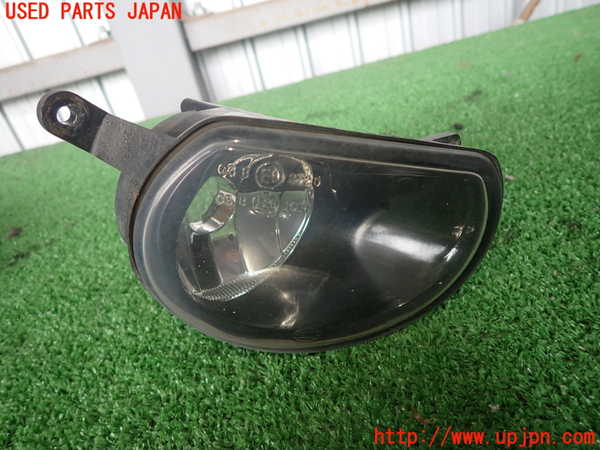 2UPJ-16171180]アウディ・Q7(4LCJTS)右フォグ 中古_m0001.jpg