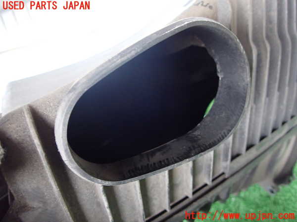2UPJ-16172560]アウディ・Q7(4LCJTS)エアクリーナーボックス 中古_m0003.jpg