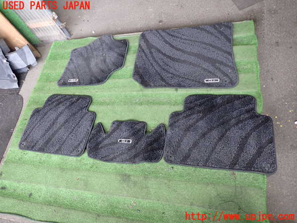 2UPJ-16177800]アウディ・Q7(4LCJTS)フロアマット 中古_m0001.jpg