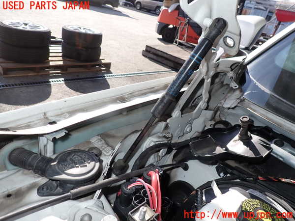 5UPJ-16181068]BMW 116i(1A16)(F20)ボンネットダンパー 中古_m0001.jpg