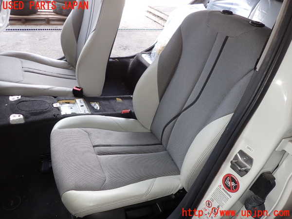 5UPJ-16187065]BMW 116i(1A16)(F20)助手席シート 中古_m0001.jpg