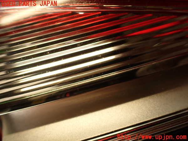 2UPJ-16191552]ポルシェ・カイエン(92AM5502)左リアフィニッシャー 中古_m0003.jpg