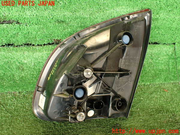 2UPJ-16191552]ポルシェ・カイエン(92AM5502)左リアフィニッシャー 中古_m0004.jpg