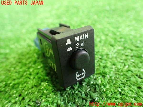 5UPJ-16206311]ソアラ(UZZ40)スイッチ6 (空気圧監視システム) 中古 レクサス・SC430_m0001.jpg