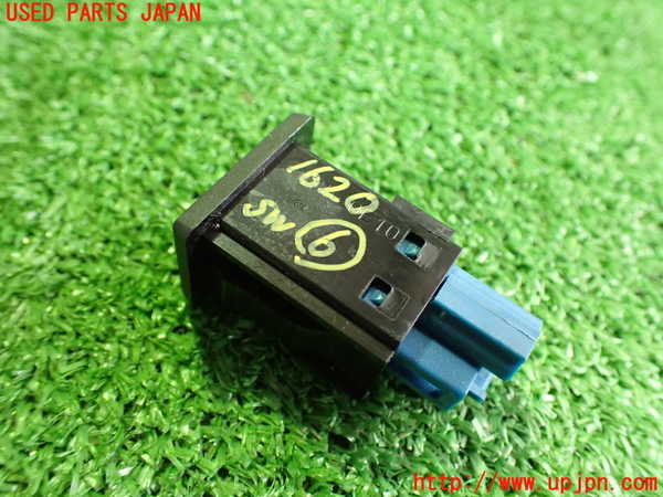 5UPJ-16206311]ソアラ(UZZ40)スイッチ6 (空気圧監視システム) 中古 レクサス・SC430_m0002.jpg