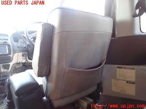 5UPJ-16217035]デリカ スペースギア(PD6W)運転席シート 中古_m0005.jpg