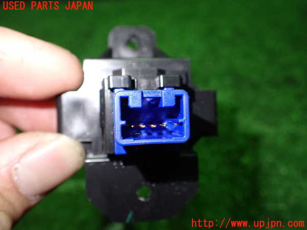 5UPJ-16246308]インプレッサ WRX-STi(GRB)スイッチ3（VSC） 中古_m0004.jpg