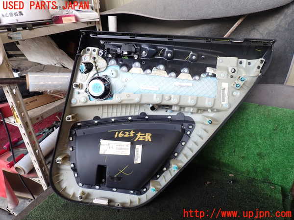 1UPJ-16251324]BMW X6(FG30 E71)左後ドア内張り 中古_m0005.jpg