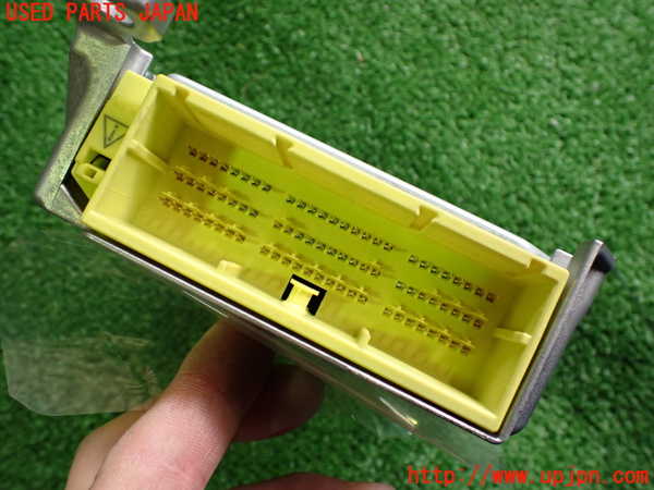 5UPJ-16276145]MIRAI(ミライ)(JPD10)エアバッグコンピューター 中古_m0003.jpg