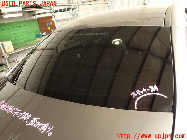 5UPJ-16281560]ベンツ A200 d セダン W247(177112)リアガラス 中古 AGC 43R-006723_m0001.jpg