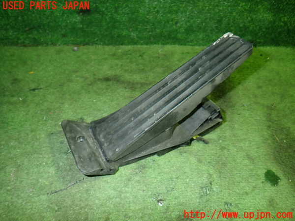 5UPJ-16296381]BMW 523d(FW20 F10)センサー1 (アクセルペダル) 中古_m0001.jpg