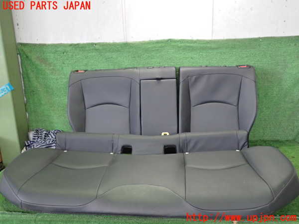 5UPJ-16317385]プリウス(ZVW51)リアシート 中古_m0001.jpg