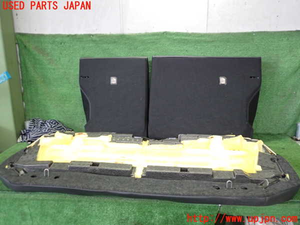 5UPJ-16317385]プリウス(ZVW51)リアシート 中古_m0002.jpg