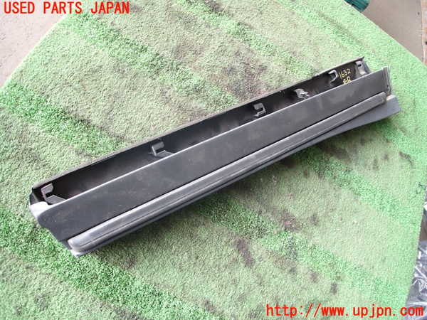5UPJ-16321292]レクサス・RX270(AGL10W)右後ドアパネル 中古_m0002.jpg