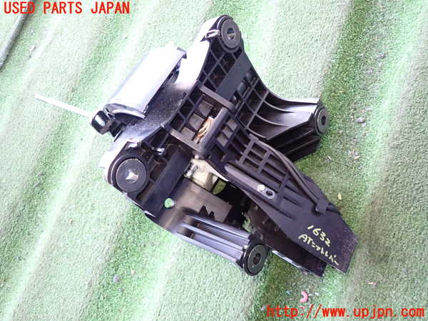 5UPJ-16327555]レクサス・RX270(AGL10W)ATシフトレバー 中古_m0003.jpg