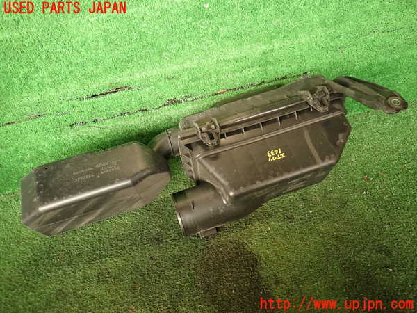 2UPJ-16332560]86(BRZ)(ZN6)エアクリーナーボックス 中古 の