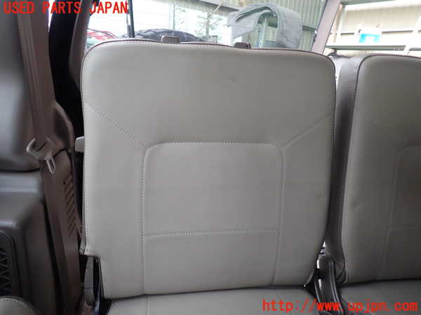 5UPJ-16367235]パジェロ(V45W)右3列目シート 中古_m0002.jpg