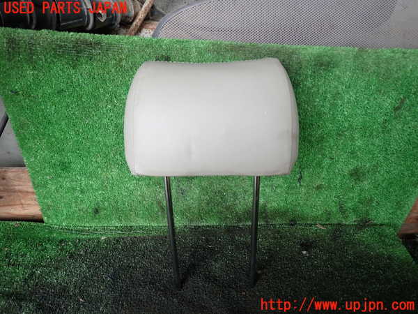 5UPJ-16367150]パジェロ(V45W)右2列目ヘッドレスト 中古_m0002.jpg