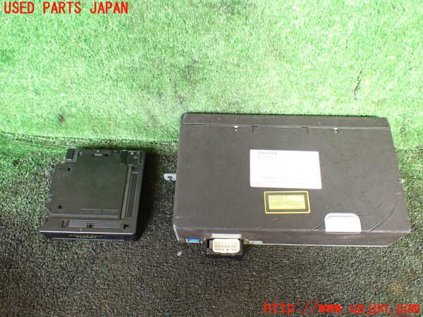 1UPJ-16376505]センチュリー(GZG50)CDチェンジャー 中古_m0002.jpg
