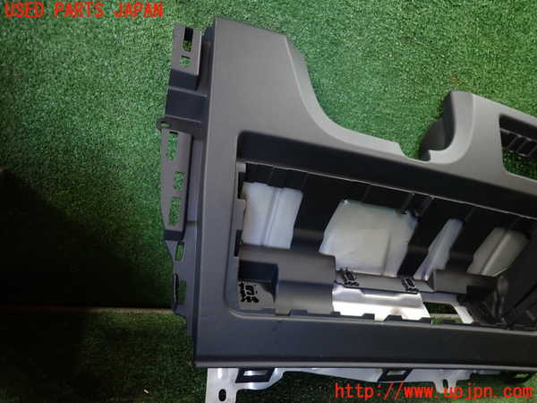 5UPJ-16397693]レンジローバー イヴォーク(LV2XB)内装トリム類3 中古_m0003.jpg