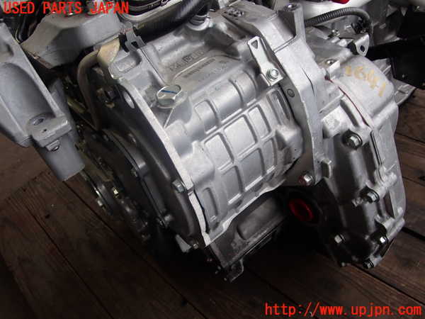 2UPJ-16413010]アウトランダーPHEV(GG3W)ミッション AT 4B12 4WD 中古_m0003.jpg