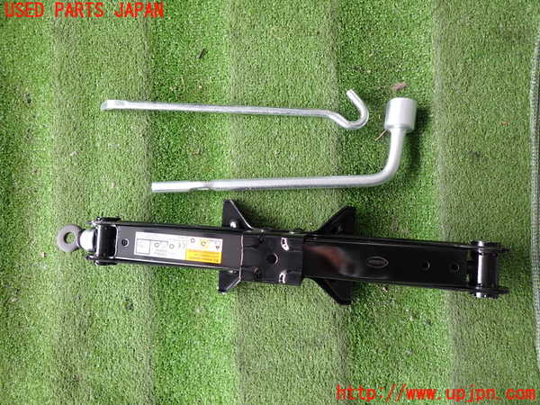 5UPJ-16417805]アウトランダーPHEV(GG3W)車載工具 中古_m0001.jpg