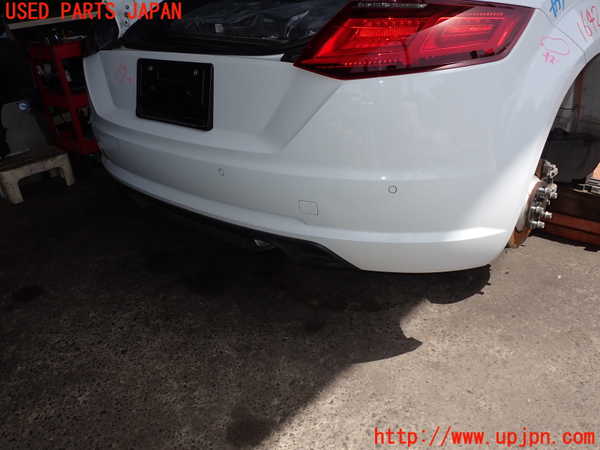 2UPJ-16421610]アウディ・TT クーペ(FVCHH)リアバンパー 中古_m0001.jpg