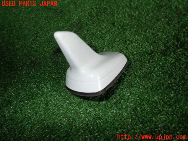 2UPJ-16426550]アウディ・TT クーペ(FVCHH)アンテナ 中古_m0002.jpg
