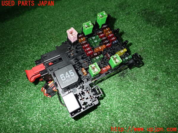 2UPJ-16426741]アウディ・TT クーペ(FVCHH)ヒューズボックス1 中古_m0001.jpg