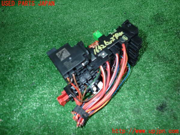 2UPJ-16426741]アウディ・TT クーペ(FVCHH)ヒューズボックス1 中古_m0002.jpg