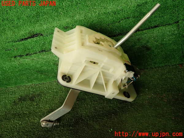 5UPJ-16467555]８６(BRZ)(ZN6)ATシフトレバー 中古_m0001.jpg