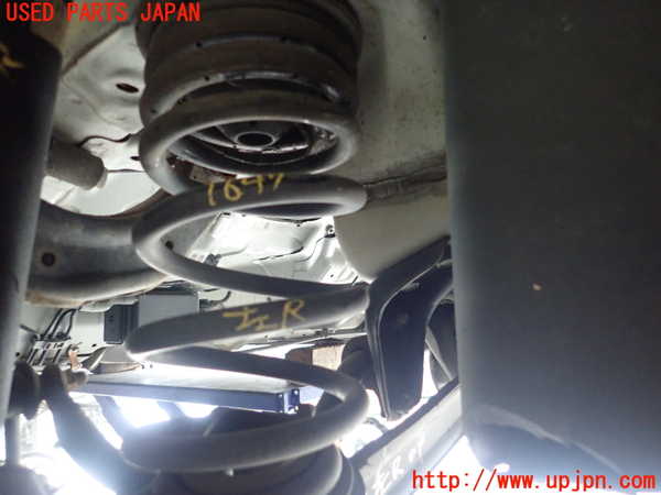 5UPJ-16475105]シビック タイプR 140型前期(FD2)左リアスプリング 中古_m0001.jpg