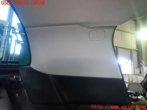 5UPJ-16527680]RX-8(SE3P)左リアピラートリム 中古_m0002.jpg