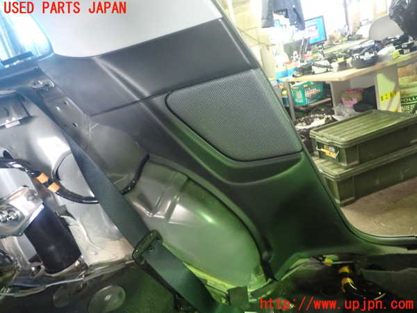 5UPJ-16527680]RX-8(SE3P)左リアピラートリム 中古_m0003.jpg